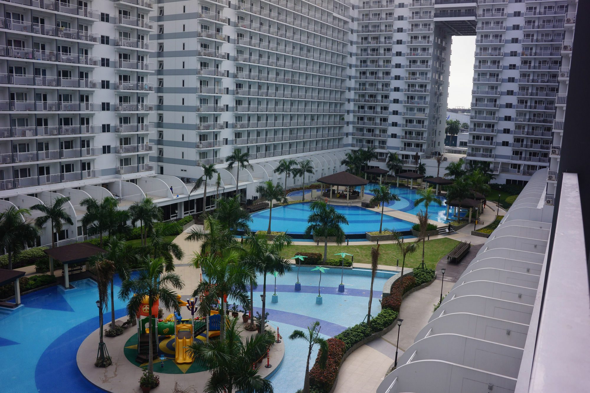 Comfystay At Shell Residences Pasay Bagian luar foto